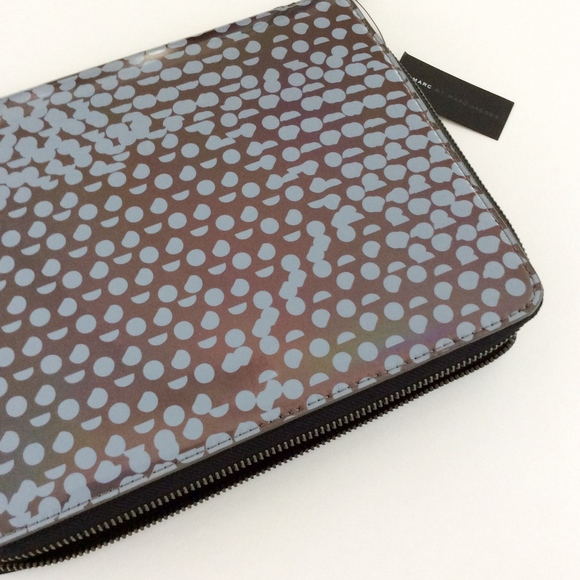 Marc Jacobs Tech Ipad Case.Gunmetal.NWT - Picture 6 of 7